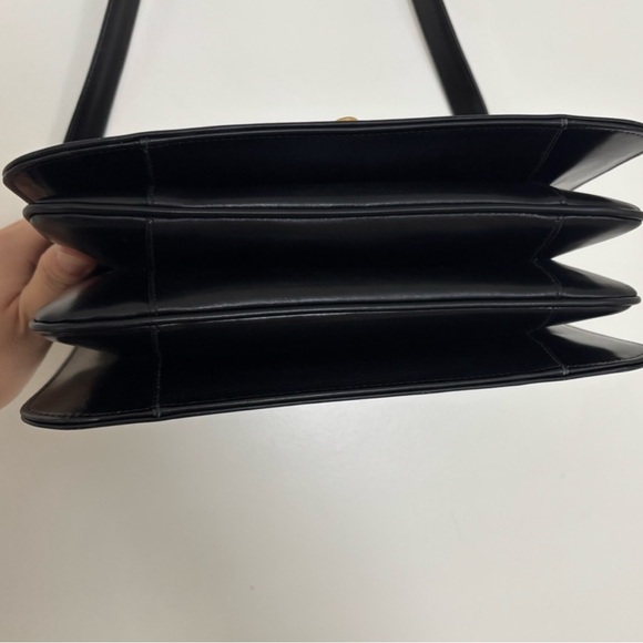 Bally vintage 90’s smooth leather black shoulder bag - Picture 9 of 15